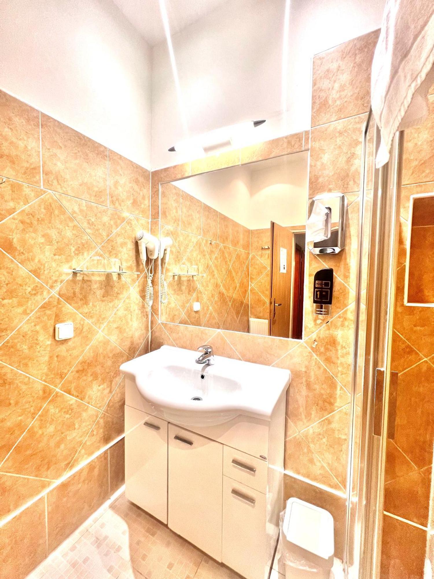 Hotel Karlin Prague Ngoại thất bức ảnh